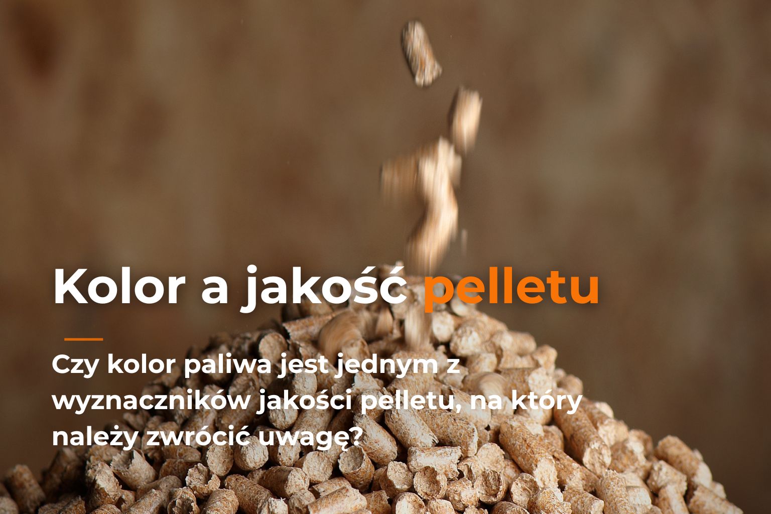 Jasny i ciemny pellet drzewny – porównanie koloru i jakości