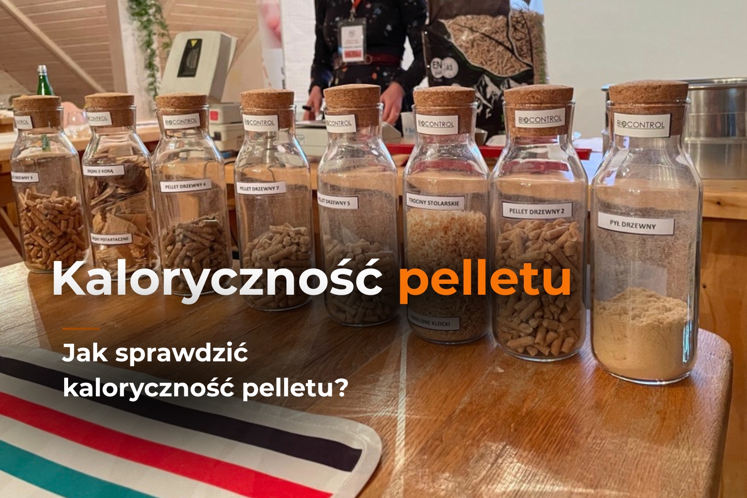 Różne rodzaje pelletu drzewnego – porównanie wyglądu i struktury granulek